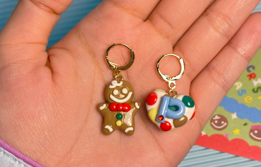 Narinari Mr Gingerman & P Heart Earrings